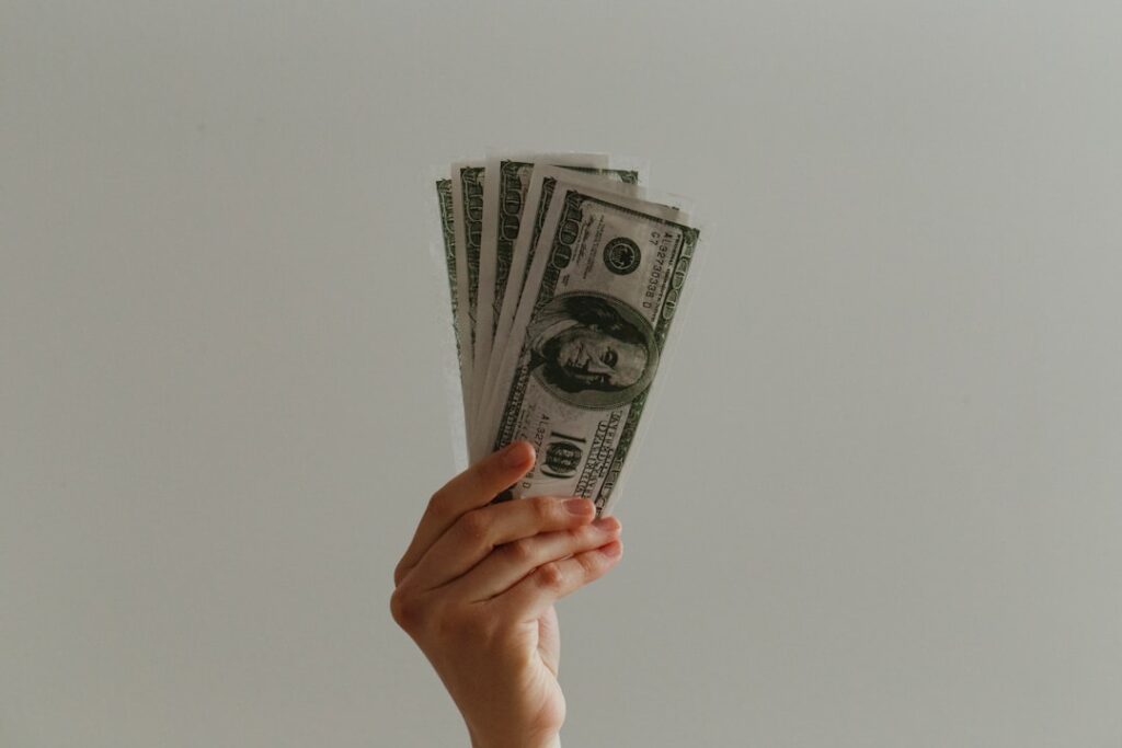 Wat betekent geld opnemen? Uitleg in gewone taal
